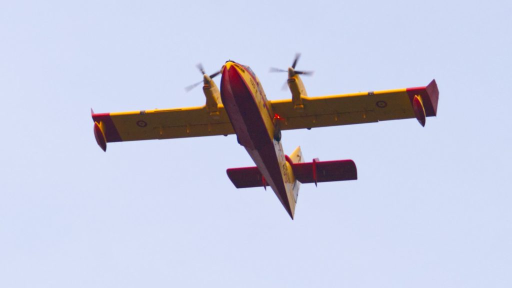 Avión en un incendio